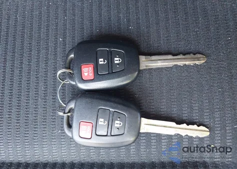 2013 Toyota Rav4 Xle из США, поврежденный, VIN JTMRFREV0D5016528